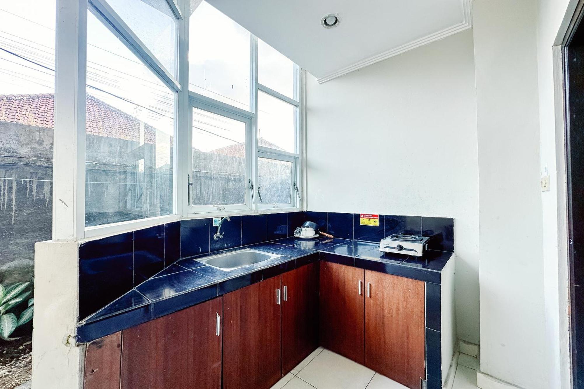 Lembayung Sari Homestay Денпасар Екстериор снимка
